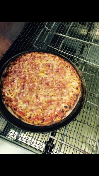 Sa's Smokin Pizza