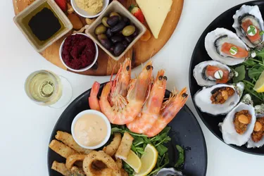 Top 10 seafood restaurants in Holdfast Bay Adelaide