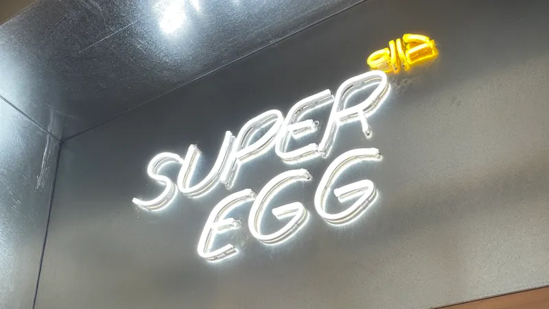 Ban Ban (David Jones) x Super Egg