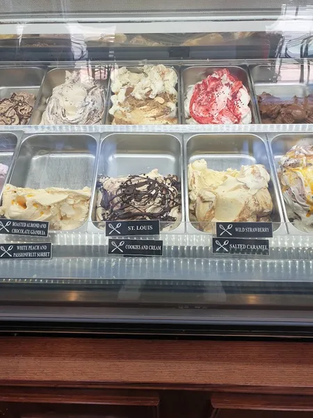 St Louis House of Fine Ice Cream and Desserts