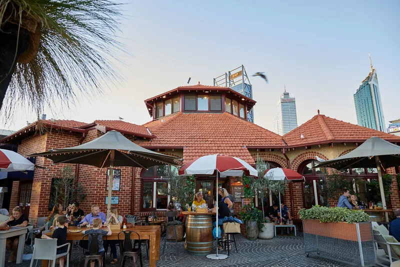 The Island at Elizabeth Quay - Restaurant & Microbrewery in Perth