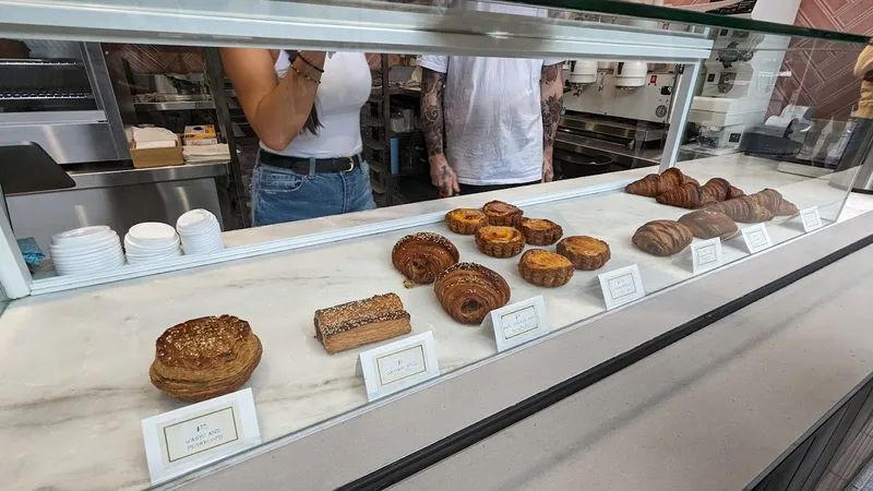 Lode Pies & Pastries Circular Quay