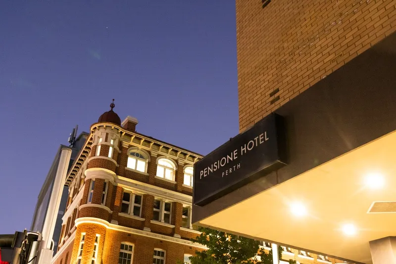 Pensione Hotel Perth