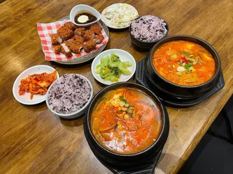 Top 10 korean restaurants in Logan Brisbane