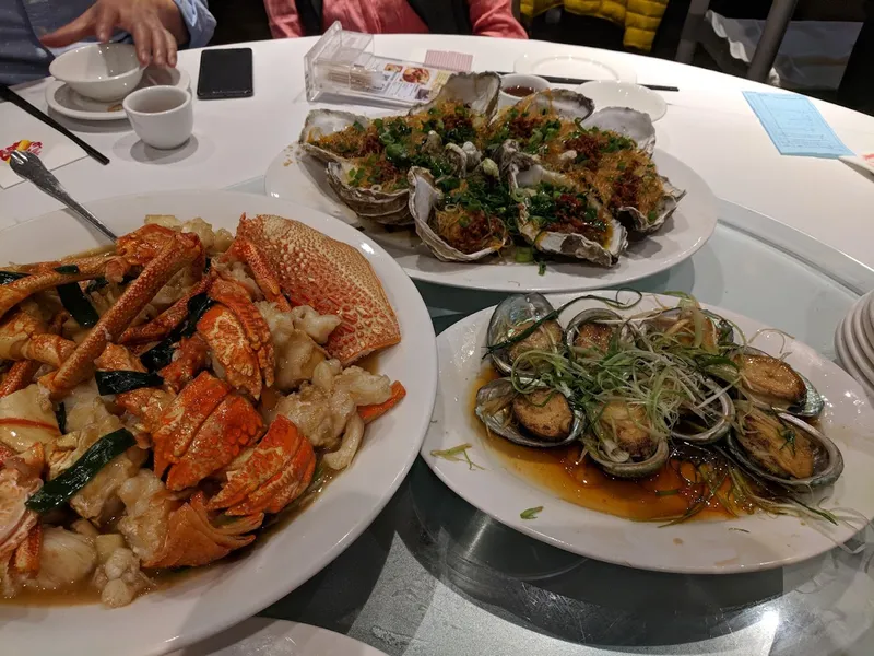 Royal Treasure Seafood Restaurant