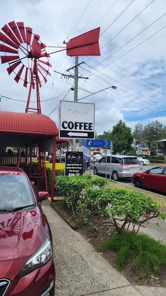 Bean In Canungra Cafe