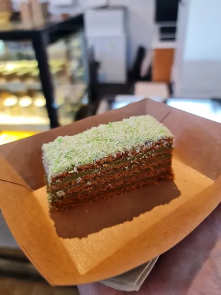 THE HONEYCAKE - Fremantle Markets