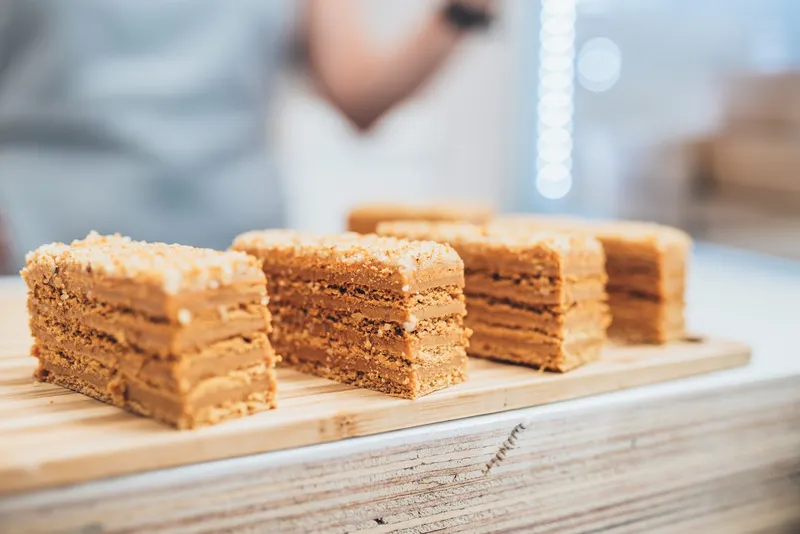 THE HONEYCAKE - Fremantle Markets