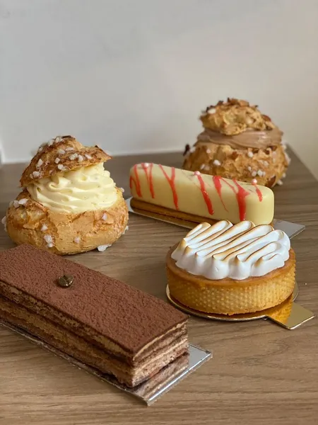 Layers Bakery