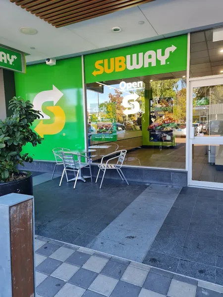 Subway Bassendean