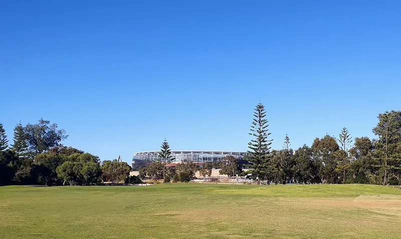 Maylands Peninsula Public Golf Course