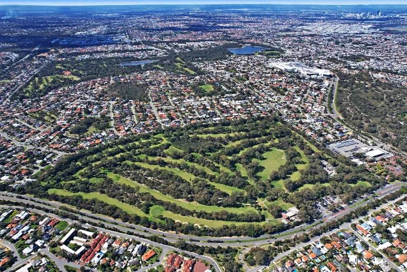 Hamersley Public Golf Course