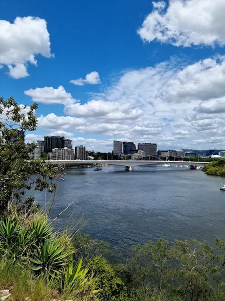 Kangaroo Point Cliffs Park