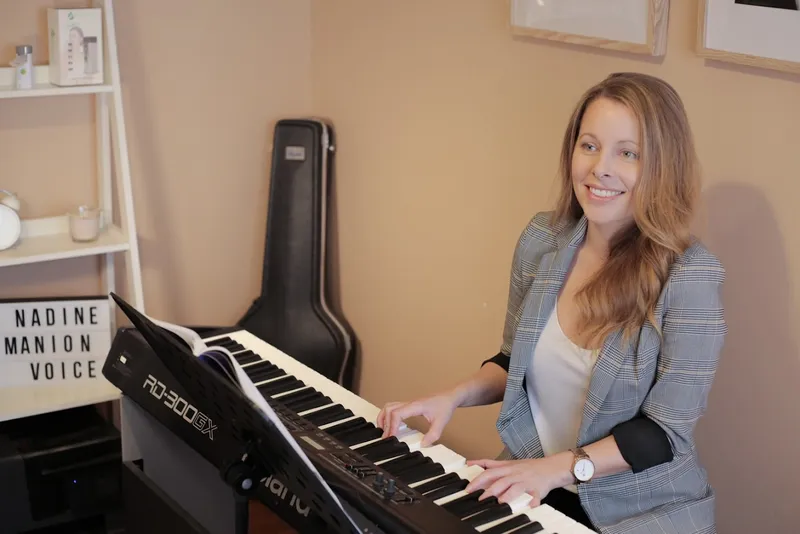 Singing Lessons - Nadine Manion Voice Studio