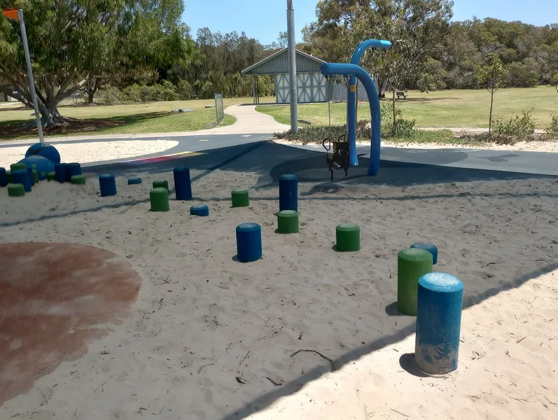 Les Moore Park Sun Smart Playground