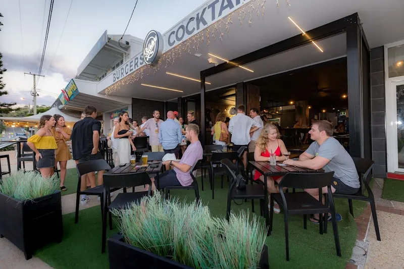 St Helens Bar & Burgers @Kirra Beach