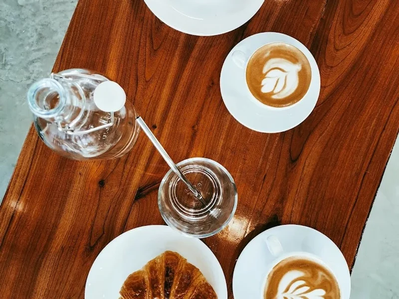 Book and Coffee Shop Saint-Suave