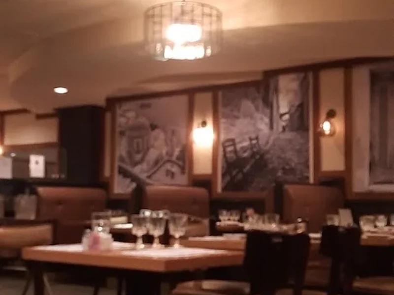 Au Vieux Duluth - Québec - Boul. Hamel