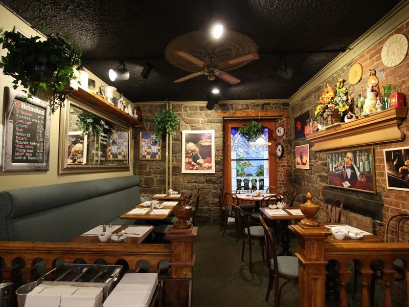 Café De Paris