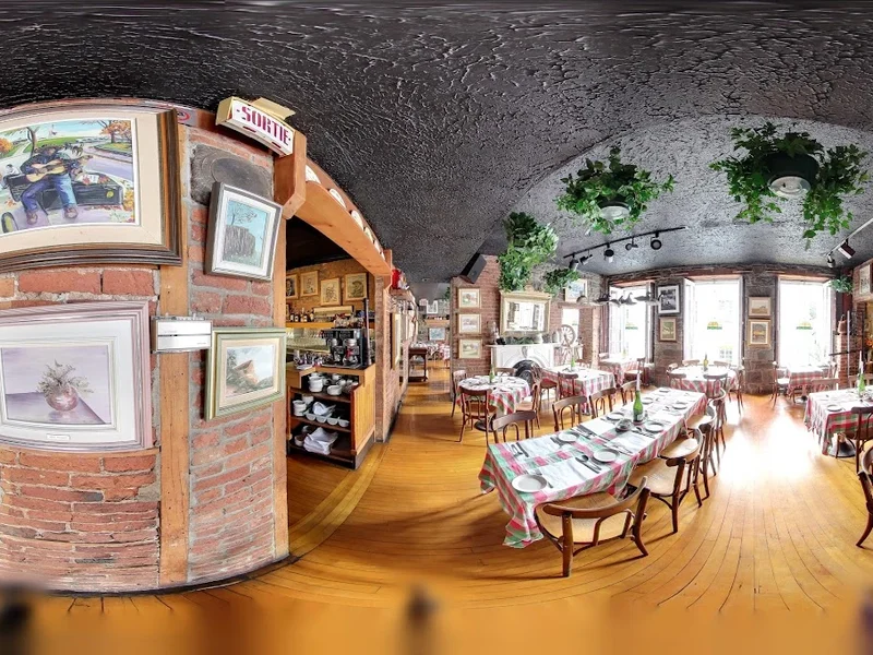 Café De Paris
