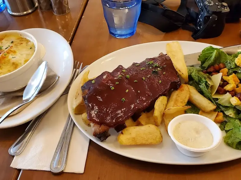 Cochon Dingue Champlain