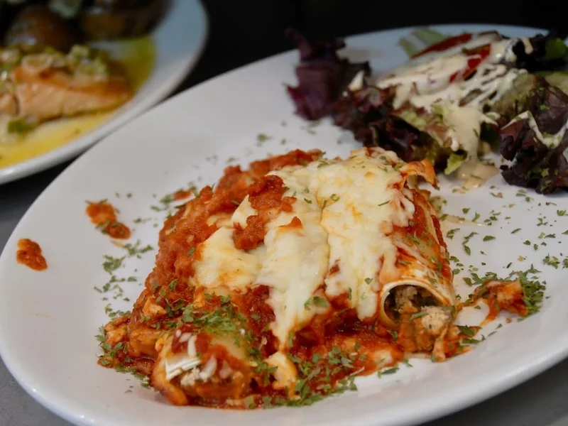 L'OMELETTE - Petit Déjeuner - Pizza / Burgers / Poutine - Wine / Cocktails