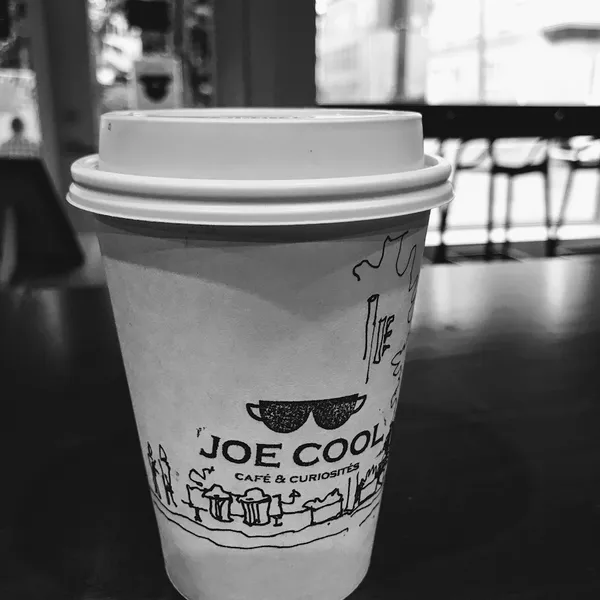 Joe Cool Café & Curiosités