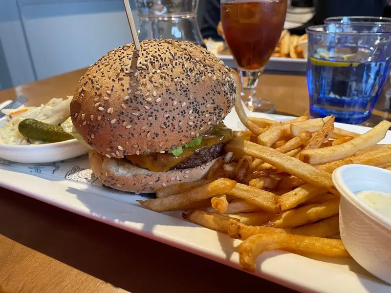 Cochon Dingue Champlain