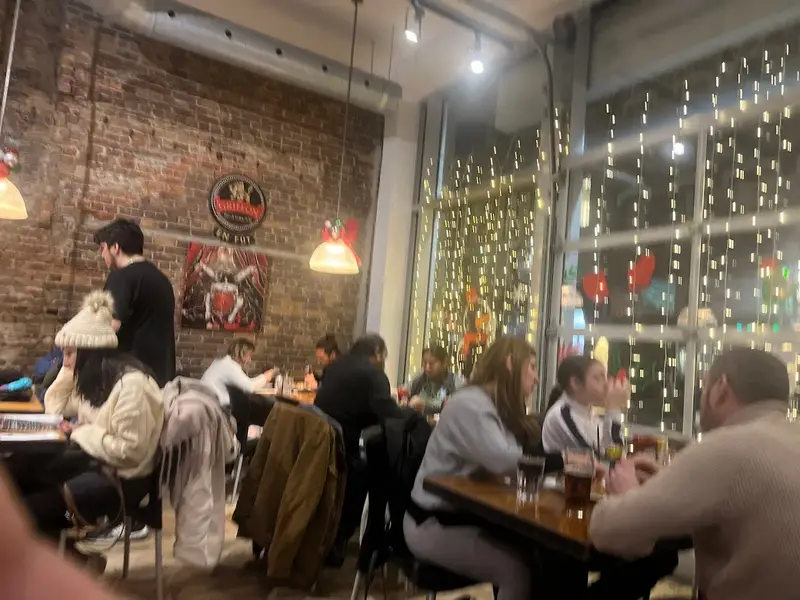 Restaurant Poutineville Saint-Roch