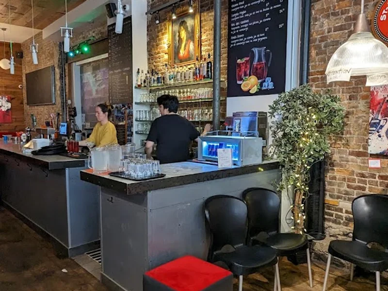 Restaurant Poutineville Saint-Roch