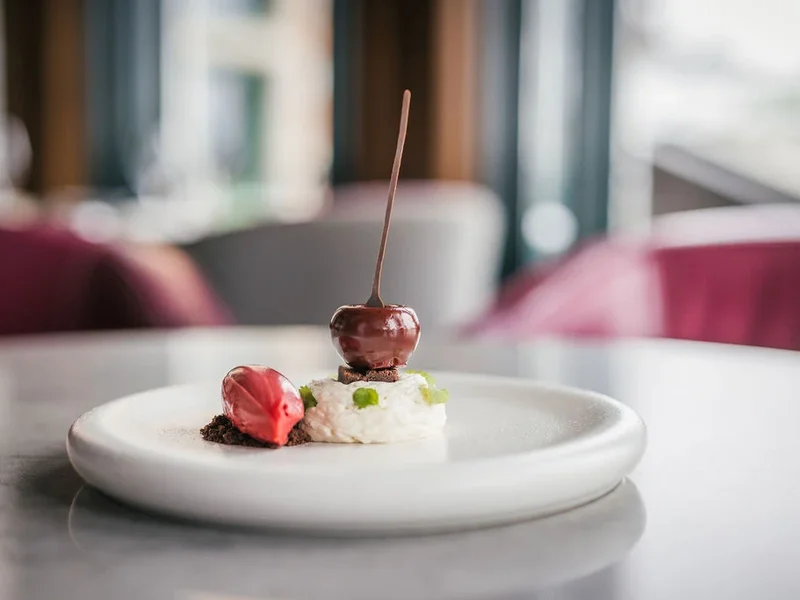 CHAMPLAIN RESTAURANT