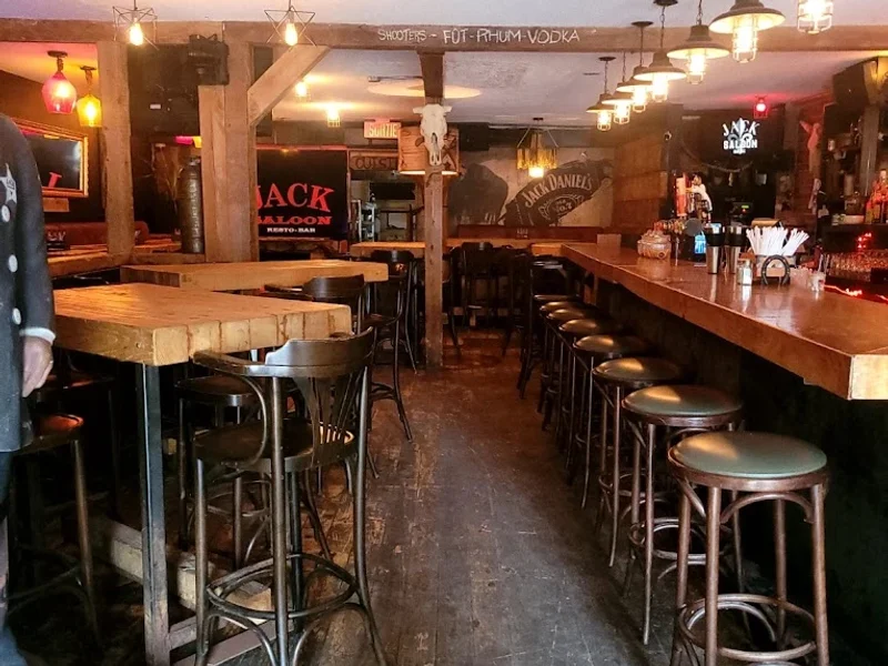 Jack Saloon