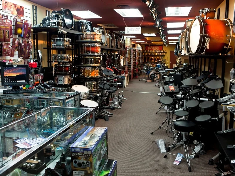 Instruments de musique Long & McQuade