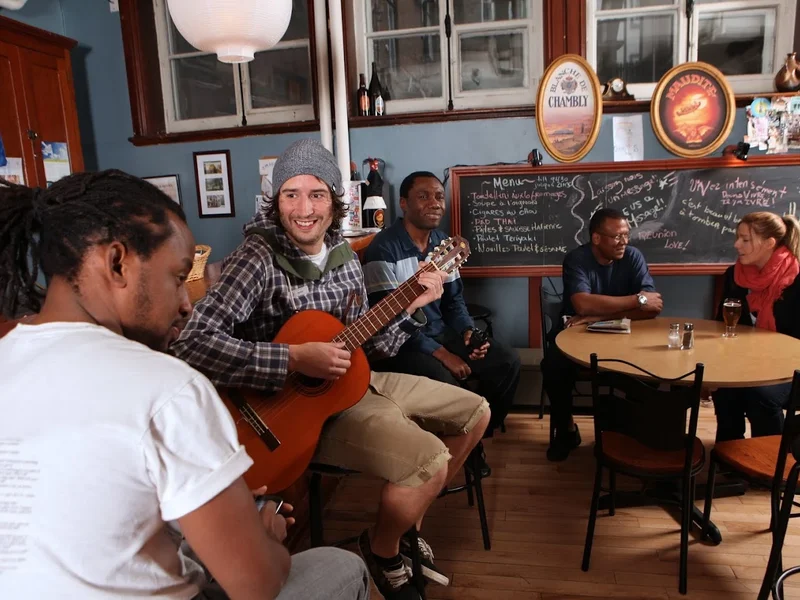 AUBERGE INTERNATIONALE DE QUEBEC