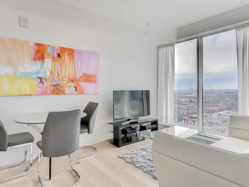 Arrow Location - Location temporaire 31 jours et plus - Québec et Montréal