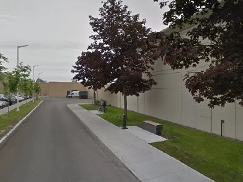 KRWN barbershop chez ZAZZ