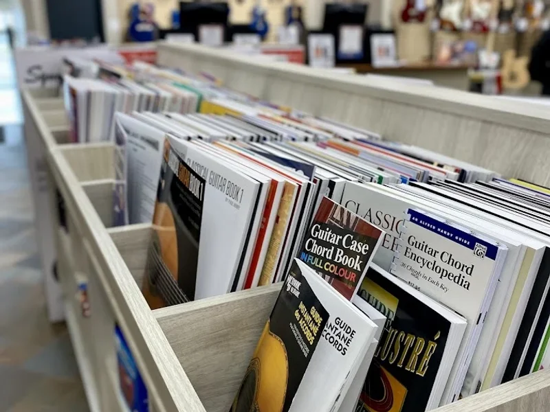 Instruments de musique Long & McQuade