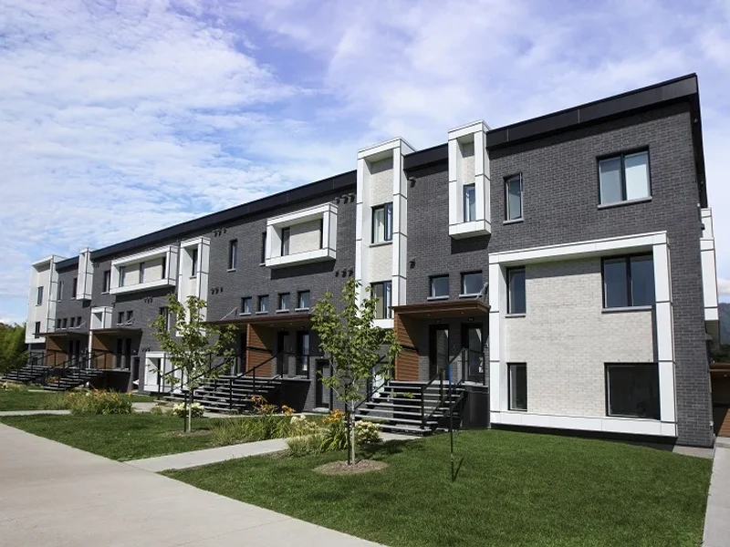 Les Triplex du Petit Mesnil - Condos locatifs à Lebourgneuf