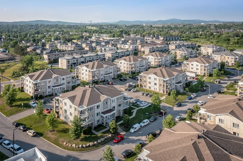 Le Domaine Des Méandres - Appartements et condos locatifs