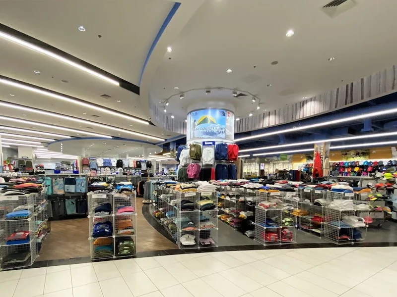 Sports Experts - Atmosphere