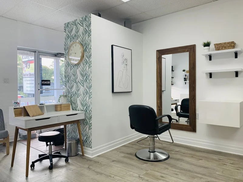 Salon la distinguée