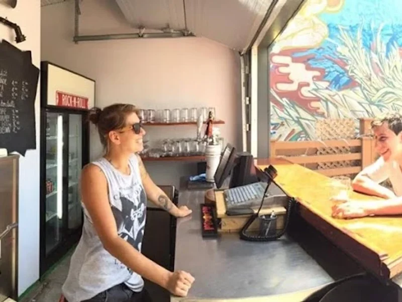 L'ANTI Bar & Spectacles