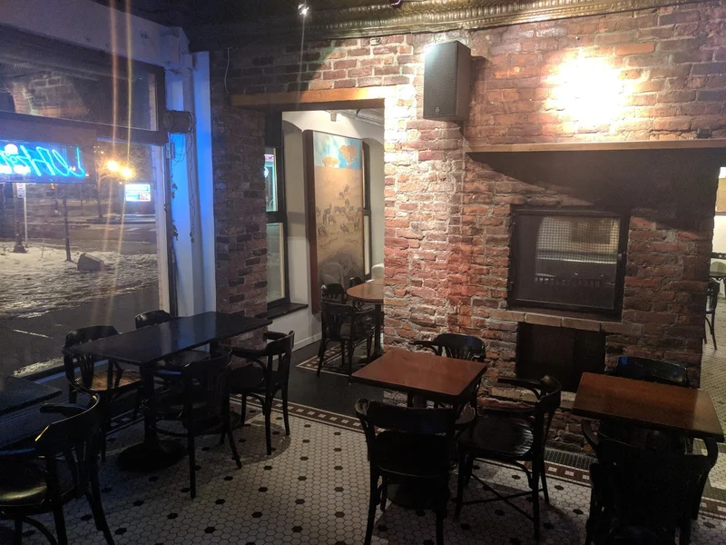 TAVERNE BELLEY - Bar Sportif - Pizza / Wings - Cocktails