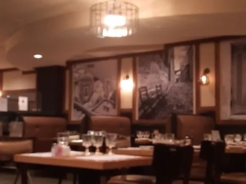 Au Vieux Duluth - Québec - Boul. Hamel