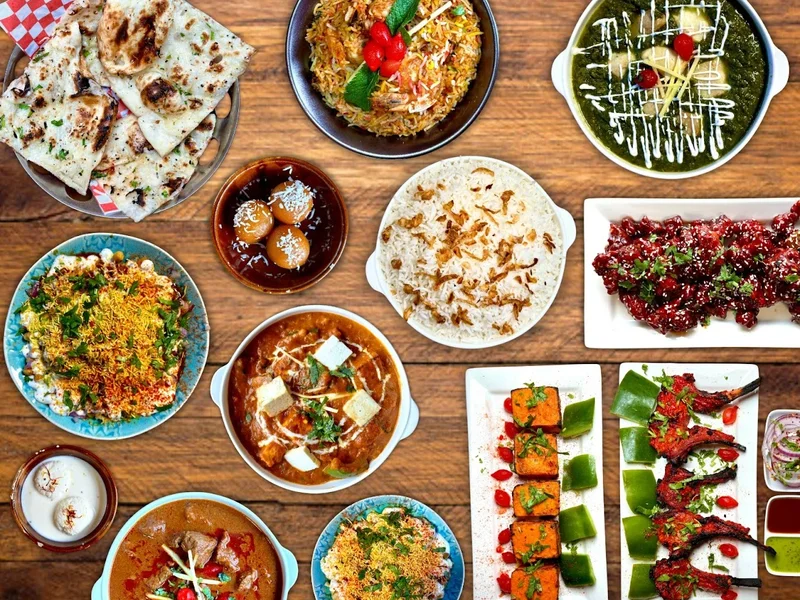 Leela Indian Food Bar (Dundas) - Top Indian Restaurant In Toronto