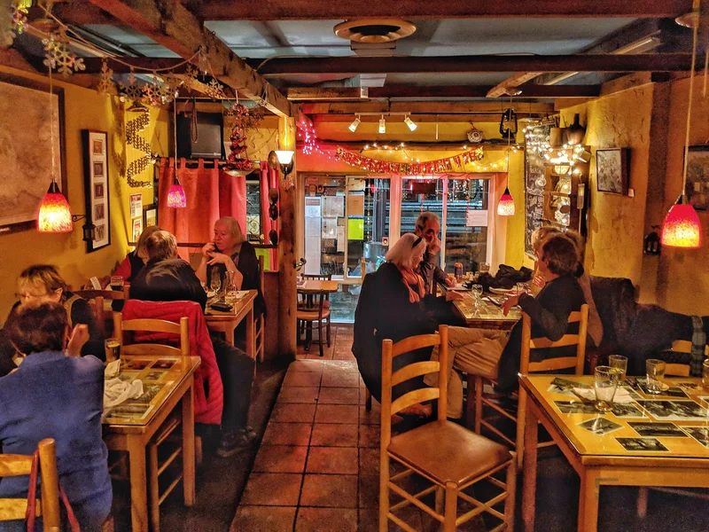 Mezzetta Restaurant & Tapas Br