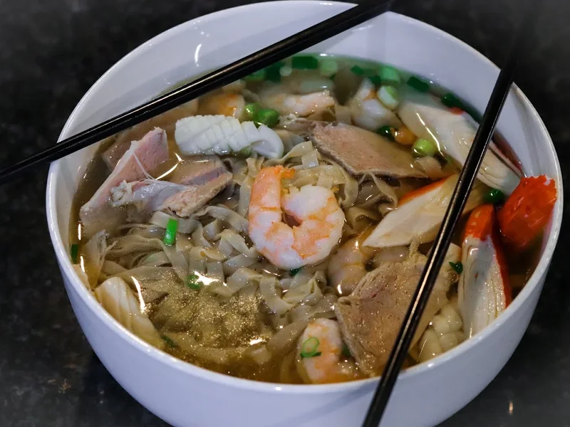 Le La Vietnamese Restaurant