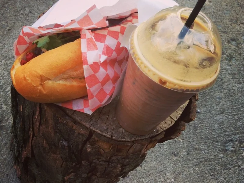 Oxtail Pho & Banh Mi