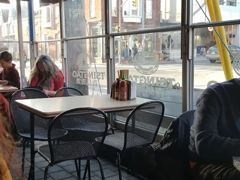 Pho Rùa Vàng Golden Turtle Restaurant