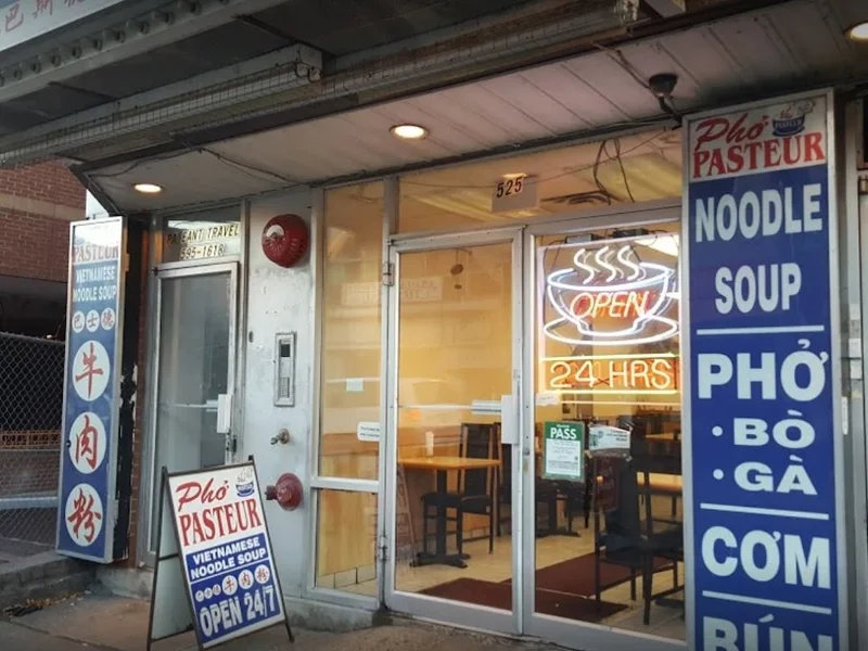 Pho Pasteur Restaurant